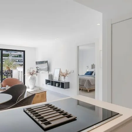 Stylish 1 Bedroom Apartment In Puerto Banus Marbella Exterior photo